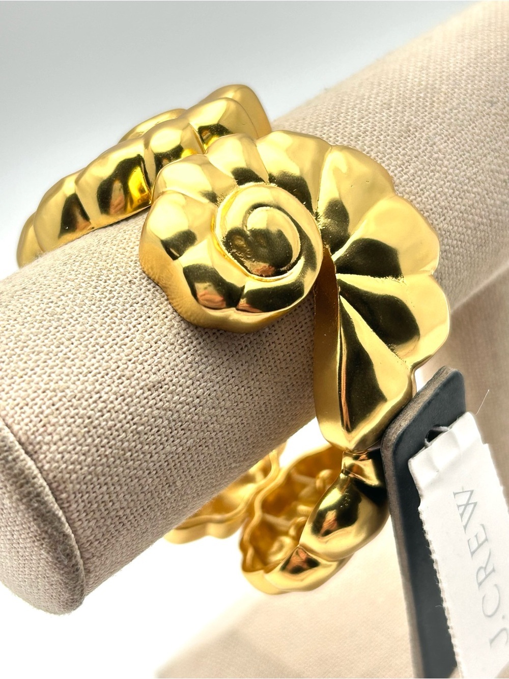 J. Crew Gold Seashell Link Stretch Bracelet NWT